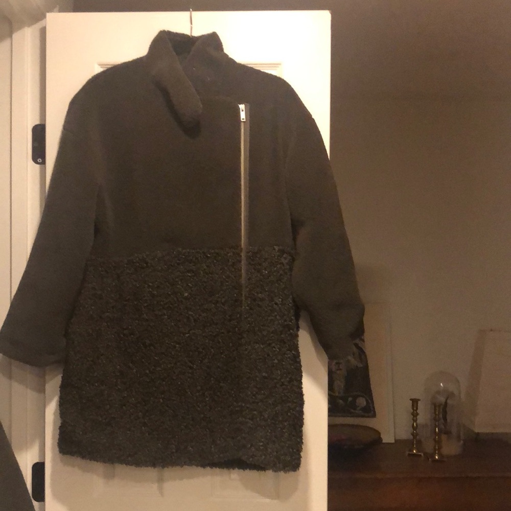 French Connection oversized faux fur/fleece/boulce jacket